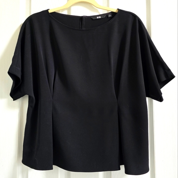 🌷UNIQLO CREPE PEPLUM SHORT SLEEVED TOP - Picture 1 of 7